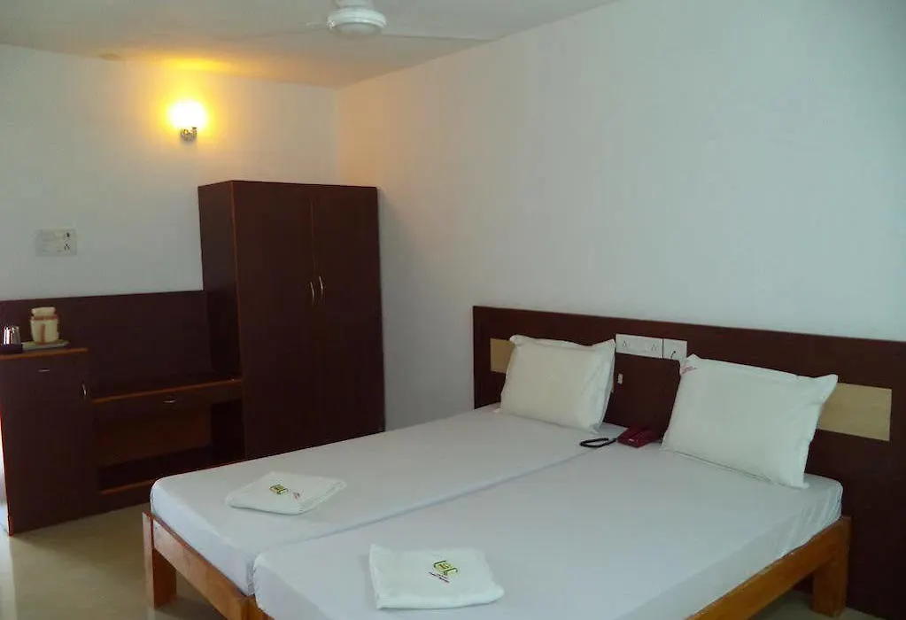 Samrat Guest House Kk Nagar-1
